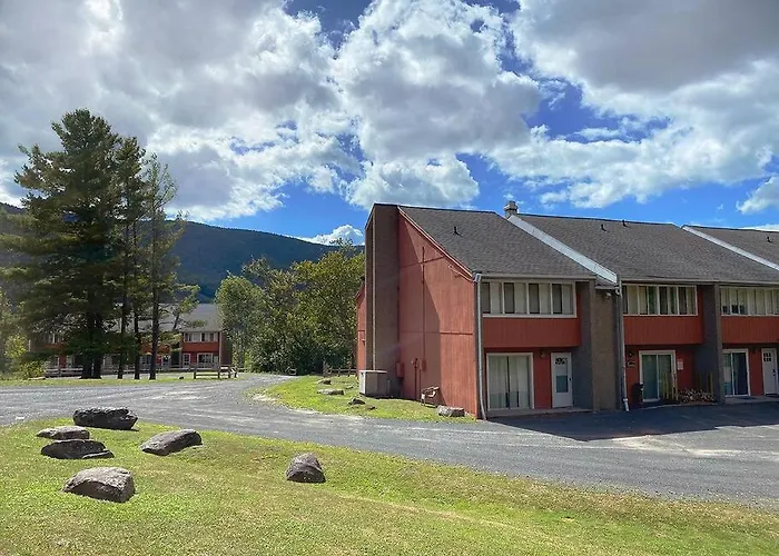 1 Mile To Hunter Mt! Cozy 3 Bedroom